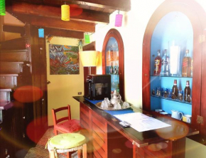 Отель GoldenCube Guest House  Неаполь